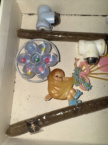 Vintage Baby Shower Gift Box “It’s A Boy” Themed Baby Surprise Set - Picture 4 of 5