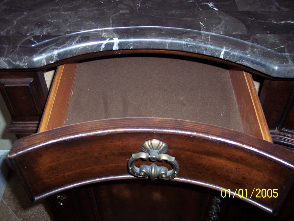 NUEVA Mesa Buffet Formal con Tapa de Mármol - Gabinete de Vino Tradicional Marrón Cereza Foto 3 de 4