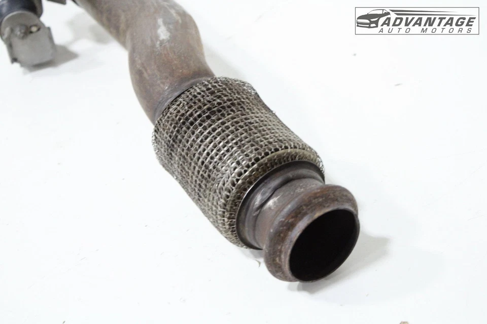 Mercedes-Benz E300 W213 2017-2019 tubo silenciador escape central delantero OEM Foto 3 de 4