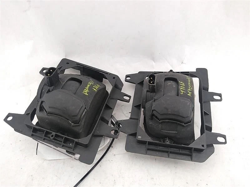 BMW 318i E30 Sedan Pair Of Aftermarket Corner Park Fog Light Lamps 87-93 - Image 2 of 4