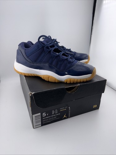 Nike Air Jordan 11 Low "Midnight Navy" taglia 5 anni (528896-405) usate
