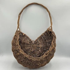 Wall Hanging Woven Basket Wall Pocket w Handle Natural Straw Boho Rustic Decor