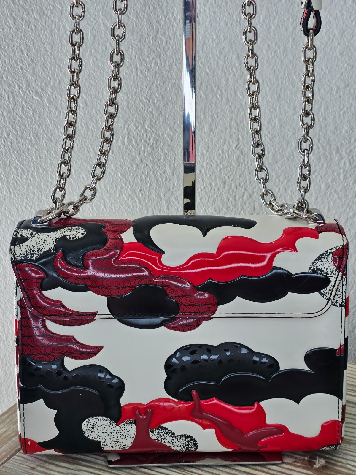 Louis Vuitton Twist MM Patchwork Waves Cruise Col… - image 3