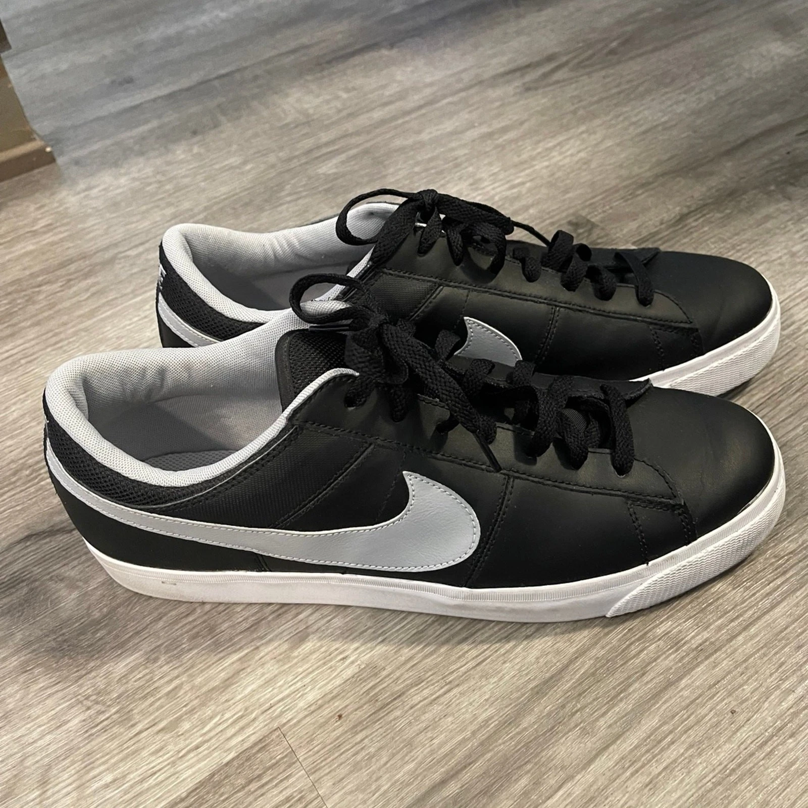 Baskets Nike Court Supreme noir/blanc 13