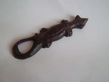 MAGNIFIQUE LEZARD en bois de rose sculpté à la main ARTISANAT DE MADAGASCAR