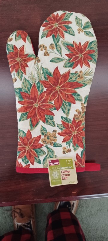 NWT - FLOMO fabric Kitchen Rt. Oven Mitt (12") POINSETTIA & CHRISTMAS cotton fab