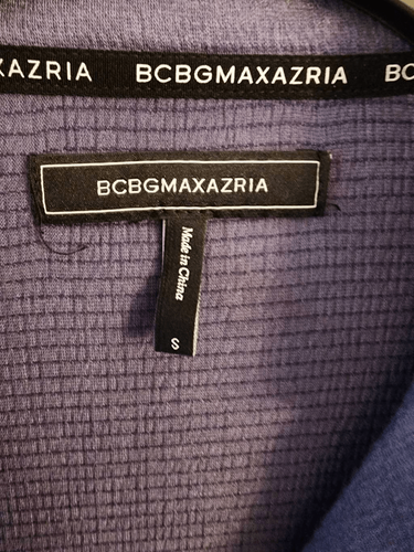 BCBGmaximara NUEVO CON ETIQUETAS Camiseta Talla Pequeña Azul Marino - Imagen 3 de 9