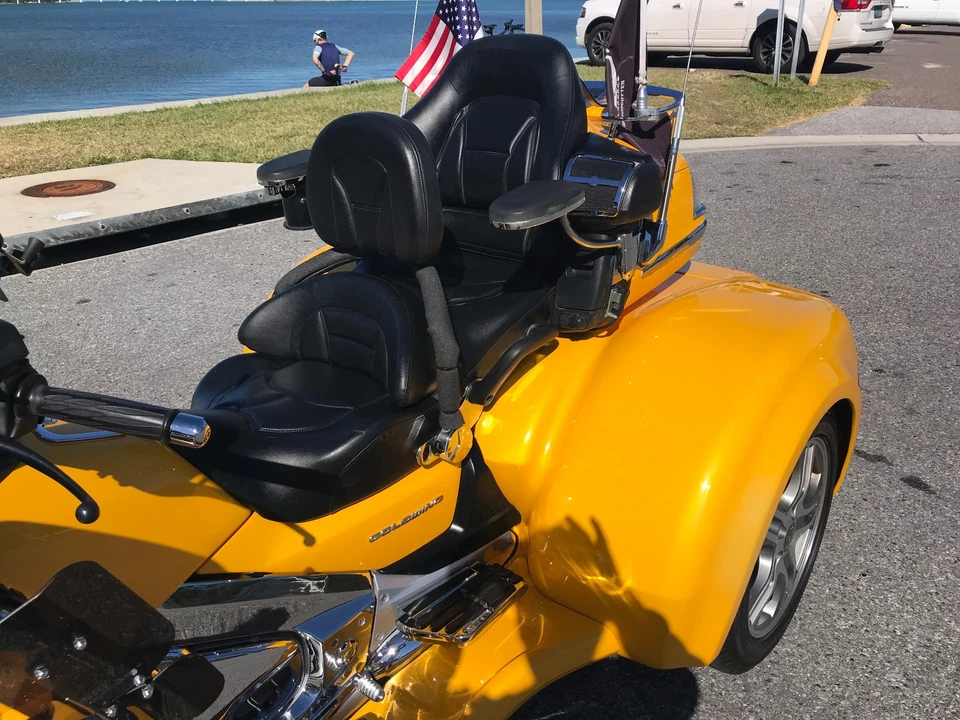 2010 Honda Gold Wing  - Image 4 of 4