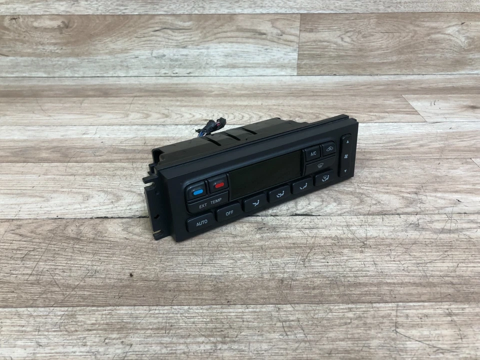 FORD F250 F350 F-250 F-350 OEM FRONT AC CLIMATE CONTROL TEMPERATURE SWITCH 05-07 - Image 2 of 4