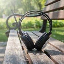 Portable Over-Ear FM Radio Headphones with Wireless Connectivity for Outdoor Fun