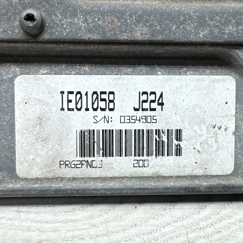 2007 International CF600 ECU PCM ECM VT275 Engine Control Module 1845496C95 OEM - Image 4 of 4