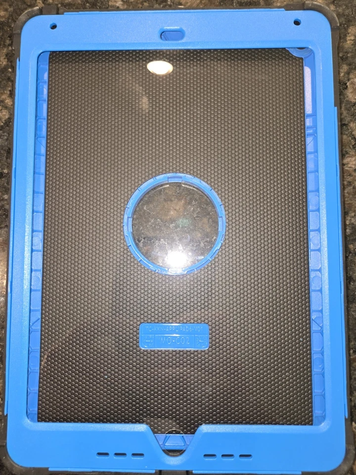 Trident Kraken AMS Series Adaptive Modular System iPad Air iPad 5, Blue Or White - Image 2 of 4