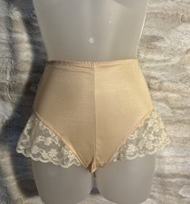 VINTAGE 70s Scott Barrie New York Designer S Nylon Beige Lace Trim Panties NWT