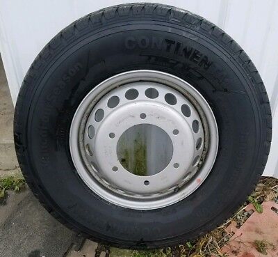 sprinter mercedes tire lt215