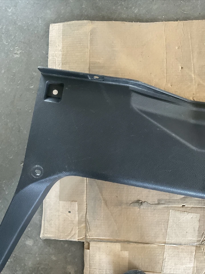 06-10 英菲尼迪 M35 M45 后备箱车身面板装饰板 84992-EG000 — 第 3/4 张图片