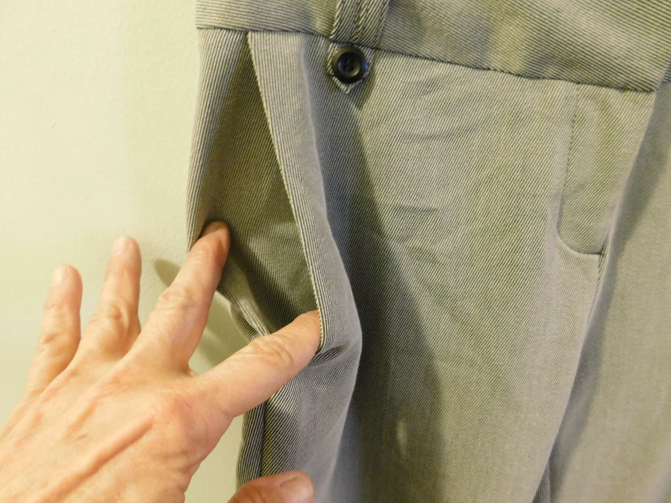 Mini Pantalones de Vestir Gris Rayas B Musgo Tailor Pequeño Plano Frontal Bolsillos Laterales 2P Foto 3 de 4