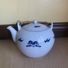 vintage teapot made in occupied japan Blue White Wood Handle 1947-52