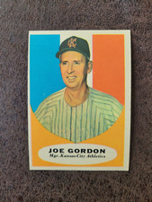 1961 Topps Baseball Joe Gordon #224 - Kansas City Athletics #3