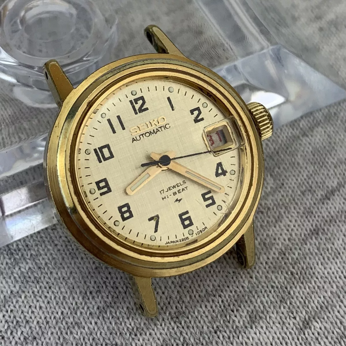Vintage Seiko Ladies Watch 1977 Automatic Hi Beat 2205 Running Very Fast Repair