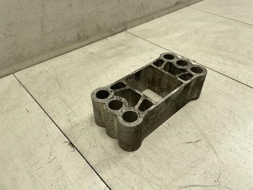2012 FIAT 500 ABARTH FRONT RIGHT PASSENGER BUMPER MOUNTING OEM - Picture 6 of 11