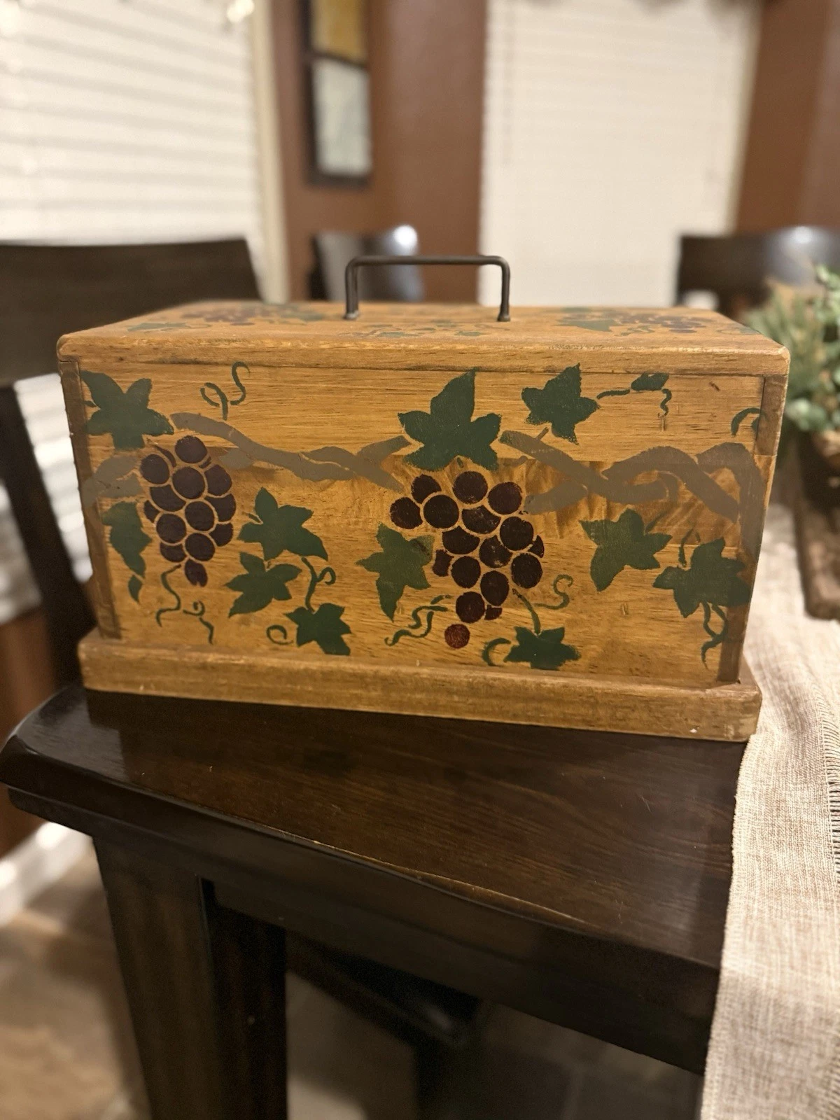 Vintage Wooden Oak Bread Box Grapes and Leaves Pattern Rectangle 14.5x8.5in
Opens in a new window or