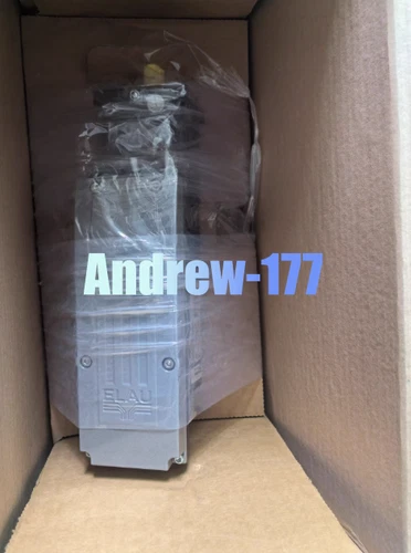 SH31001P12F2000 SH100/50030/0/1/00/00/00/11/00 Servo Motor - Picture 4 of 4