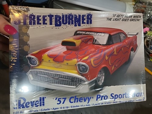 Vintage Revell 2086 Streetburner '57 Chevy Pro Sportsman Modellbausatz im Maßstab 1:25 Neu