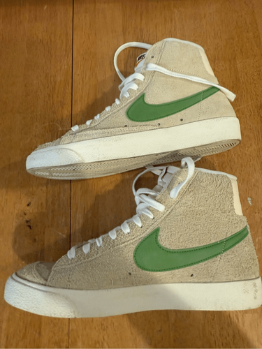 Nike Womens Blazer Mid 77 Suede Sneakers SZ 8.5 - Picture 6 of 10