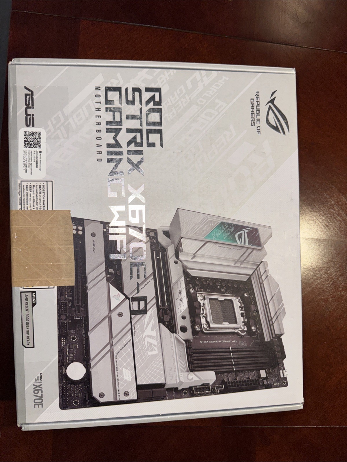 ASUS ROG Strix X670E-A Gaming Motherboard with WiFi 6E Socket AM5
