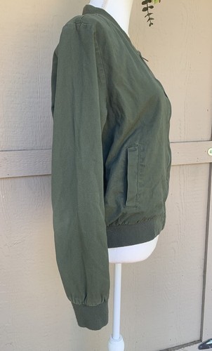 BRANDY MELVILLE Army Green BOMBER Zip Jacket. Free Shipping - Picture 4 of 7