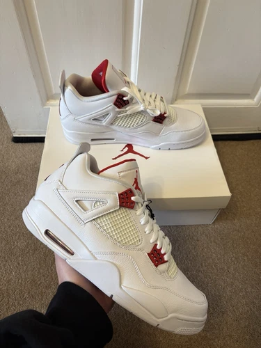 Nike Air Jordan 4 Retro Metallic Red UK 11 US 12 - Brand New - Yellowing To Net