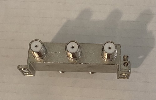 Philips Digital 4 Way Signal Splitter 5-2500Mhz - Picture 4 of 4