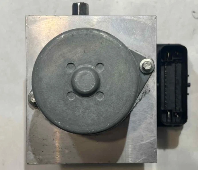 Ford F250 Super Duty 2014-2016 ABS bomba actuador freno antibloqueo Foto 2 de 4