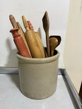 salt Glaze crock pottery 9.5 inches tall rolled rim crock brown pottery