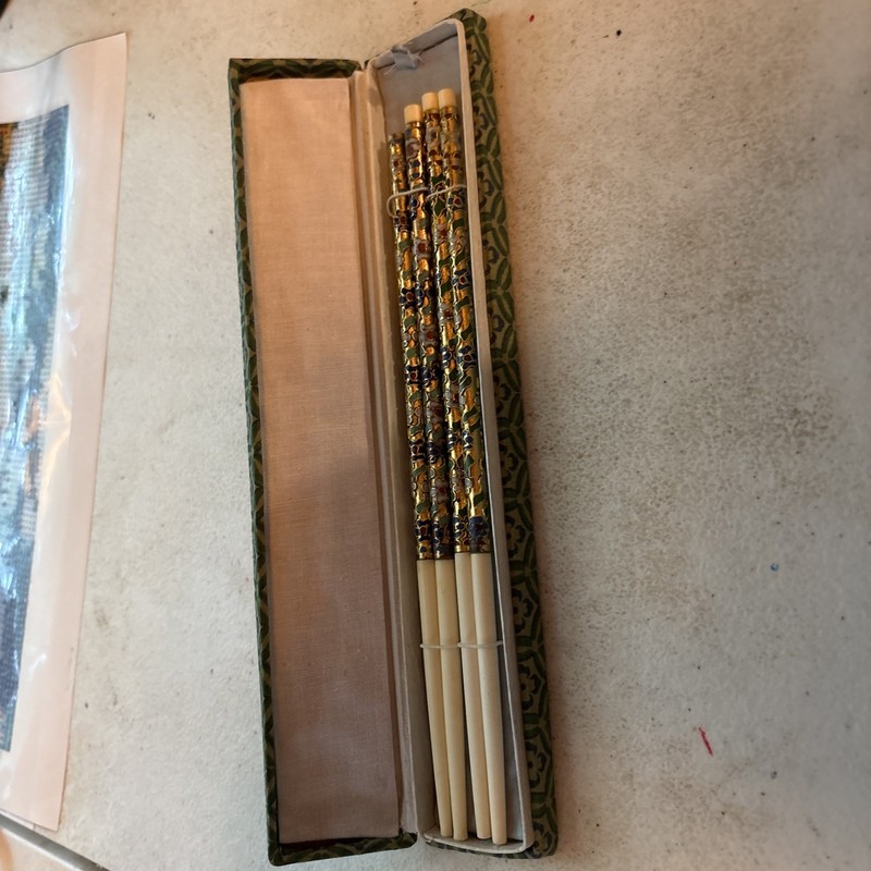 Orate Set of Chopsticks with Case