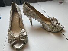 Kate Spade Peep Toe Pumps Women Leather Snakeskin Bow Heels Silver Cream 8B