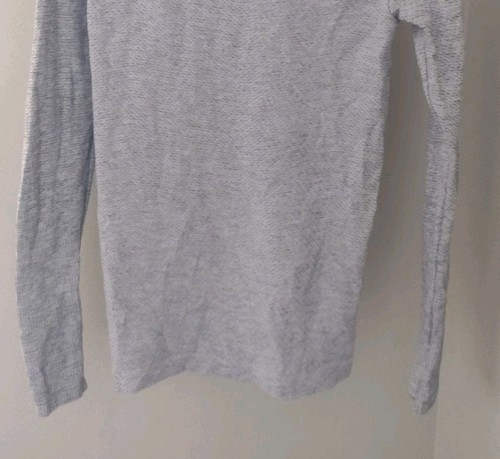 Athleta Flurry Blizzard Shine Turtleneck Size XS Gray Stretchy L/S Gym Run - Picture 9 of 9