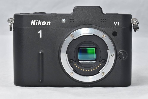 Nikon 1 V1 mirrorless camera + 1 NIKKOR 10-30mm F3.5-5.6 VR lens set From Japan - Picture 5 of 9