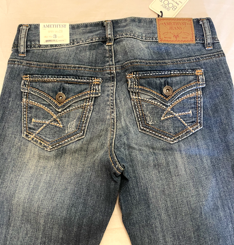 NWT Amethyst Baby Boot Cut Distressed Torn Mid-Rise Regular Size 7 Women's Jeans - Picture 5 of 6
