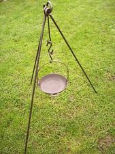 COOKING TRIPOD HEAVY DUTY VERSION DUTCH OVEN  FIRE BUSHCRAFT REENACTMENT GROUPS