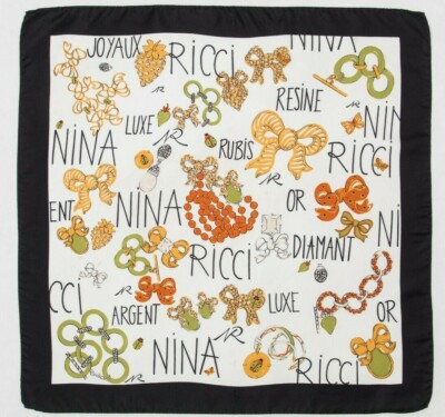 Foulard Carré Vintage Nina Ricci - 100% Soie - Rouge Uni - Bon état Général
