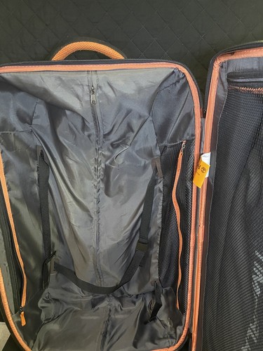 Timberland Cordura 30” Rolling Upright Wheeled Large Duffle Suitcase - Picture 10 of 19