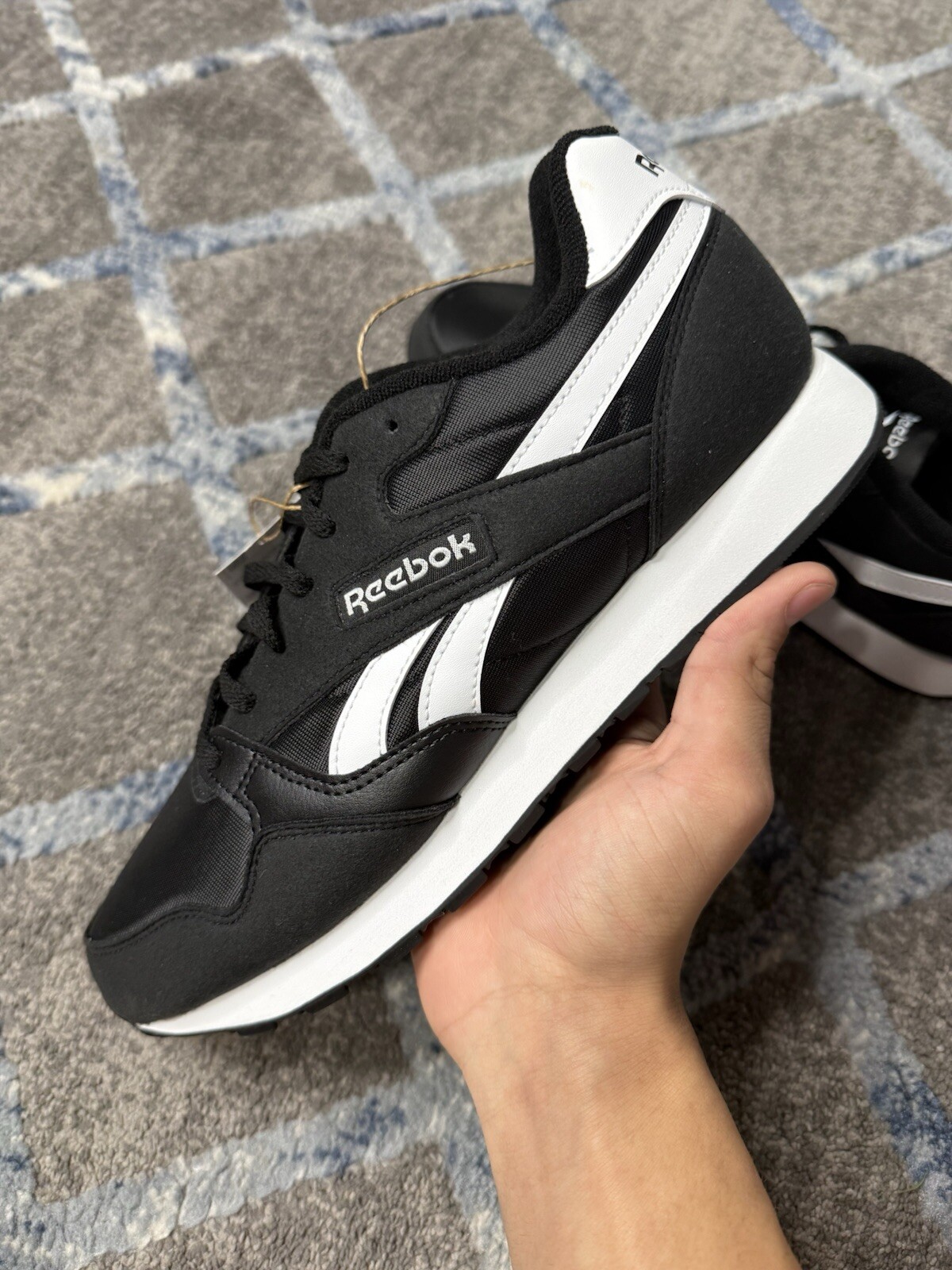 Men’s Size 10 Reebok ultra