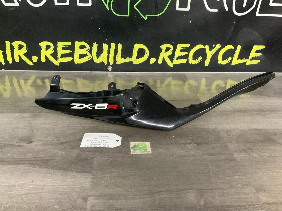 2009 2010 2011 KAWASAKI ZX6 RIGHT REAR TAIL SECTION FAIRING D37 | eBay
