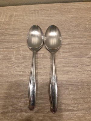 Reed & Barton Rebacraft Stainless Sabrina 2 Table Spoons Glossy