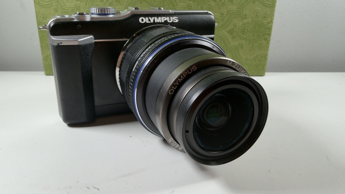 Olympus Pen E-PL1 12.3MP & M.ZUIKO 14-42mm 1:3 5 -5 6 Lens