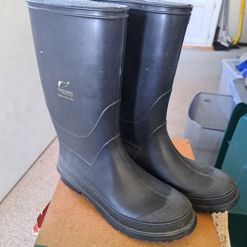WOMAN'S ONGUARD INDUSTRIES BLACK RAIN BOOTS SIZE 5