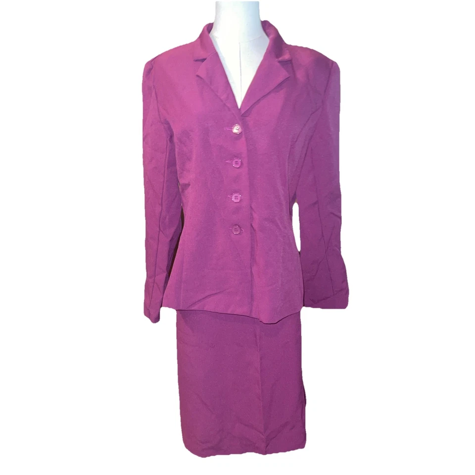 Tiana B two-piece skirt suit purple/pink Sz 12 Four Button - Image 3 of 4
