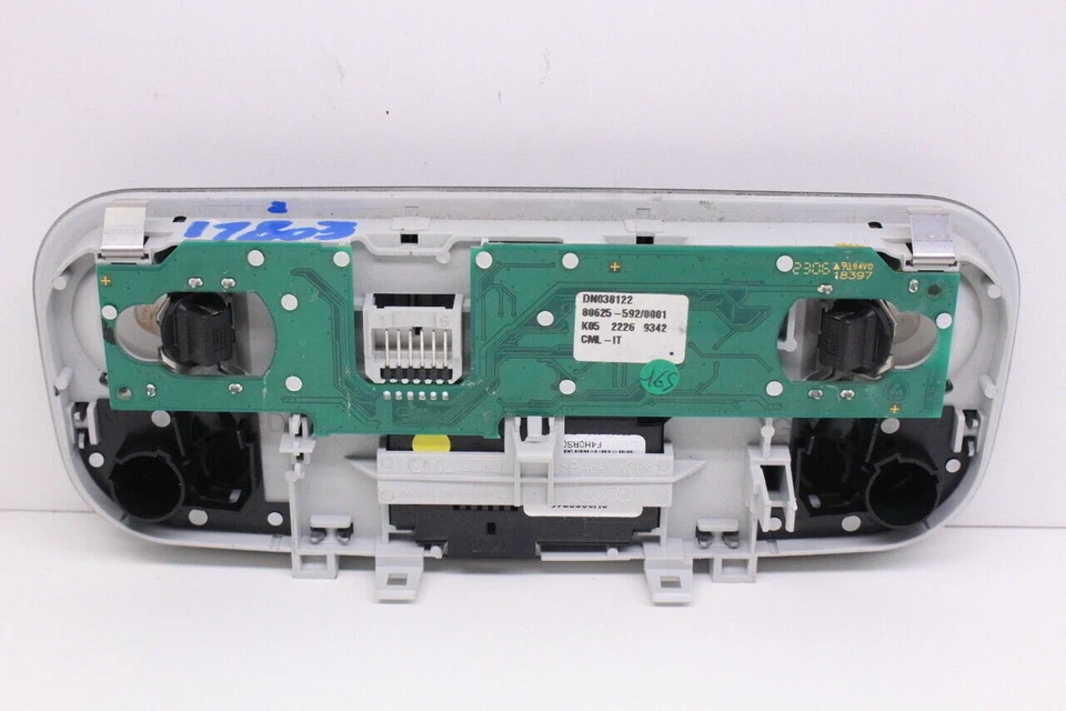 Audi A4 2007 convertible domo superior mapa consola de luz OEM usado Foto 2 de 3