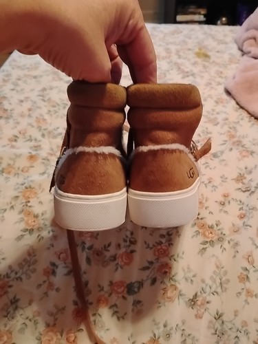UGG OLLI HERITAGE 1112425 CHESTNUT SIZE 7 WOMAN’S SNEAKERS/ AUTHENTIC - Picture 3 of 11